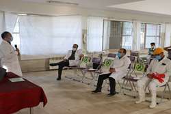 برگزاری کارگاه آموزشی آشنایی با بیماری تب خونریزی دهنده کریمه کنگو  در کشتارگاه موسسه صنعتی دام شهرستان مشهد