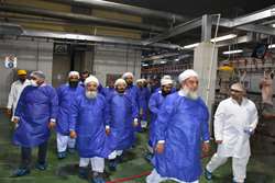 بازدید مجمع فقهی اهل سنت استان خراسان رضوی از مجتمع صنعتی گوشت مشهد
