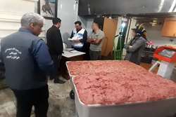 توقیف حدود 5 هزار کیلوگرم گوشت در یک کارگاه غیر مجاز فرآوری