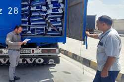 صادرات  50 تن خوراک آماده ماهی از طریق مرز زمینی گمرک لطف آباد شهرستان درگز