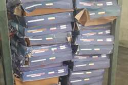 کشف و توقیف محموله 2 تنی آلایش خوراکی مرغ غیرقابل مصرف در مشهد