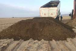 هشدار دامپزشکی گناباد در خصوص ممنوعیت حمل و نقل کود دام و طیور بدون اخذ مجوز حمل بهداشتی