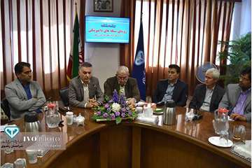 جلسه گردهمایی مسئولین شبکه های دامپزشکی شهرستانها با حضور مهندس اورانی، رییس سازمان جهاد کشاورزی خرا