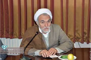 جلسه شورای فرهنگ با حضور رئیس ستاد اقامه نماز استان و تقدیر از همکاران فعال در ترویج نماز