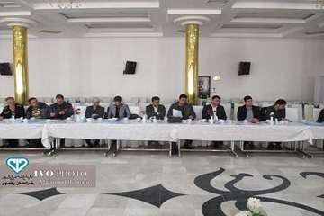 جلسه مسئولین شبکه های استان در شهرستان گناباد با حضور مدیرکل دامپزشکی و رئیس سازمان دامپزشکی کشور