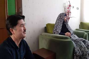 دیدار مدیرکل دامپزشکی خراسان رضوی و جمعی از همکاران با خانواده معظم شهدا