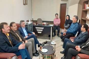 دیدار مدیر کل دامپزشکی استان خراسان رضوی با انجمن صنفی درمانگاه های دامپزشکی همزمان با دهه مبارک فجر