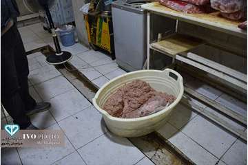 کشف و پلمپ کارگاه غیرمجاز فرآوری گوشت در مشهد  