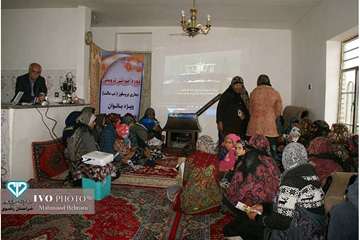 بررسی مشکلات عشایر و برگزاری کلاس آموزشی بروسلوز برای بانوان عشایر با حضور مدیرکل دامپزشکی استان و م