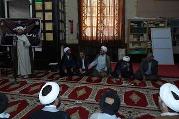 سخنرانی مسئول دفتر نمایندگی ولی فقیه در اداره کل دامپزشکی خراسان رضوی در جمع امامان جماعت در خصوص تش