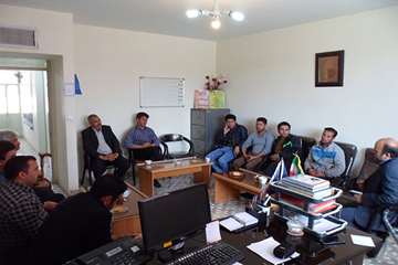 جلسه آموزشی و توجیهی متصدیان مراکز عرضه فرآورده های خام دامی ویژه نوروز 97 در خوشاب