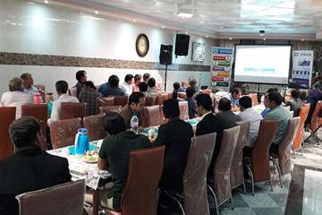 کلاس آموزشی آشنایی با بیماریهای تنفسی طیور برای مرغداران شهرستان نیشابور- مدرس دکتر صدیقی متخصص طیور