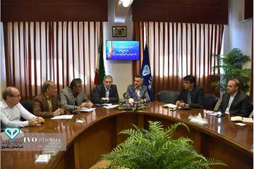 جلسه هم اندیشی معاون محترم بهداشتی و پیشگیری سازمان دامپزشکی کشور با اتحادیه مرغ تخمگذار استان و کمی