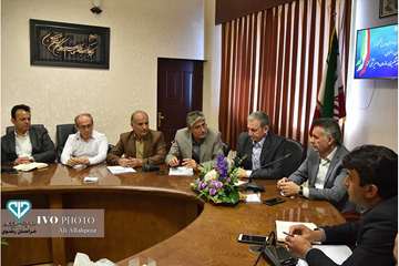 جلسه هم اندیشی معاون محترم بهداشتی و پیشگیری سازمان دامپزشکی کشور با اتحادیه مرغ تخمگذار استان و کمی