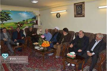 دیدار مدیرکل دامپزشکی خراسان رضوی و دیگرهمکاران از همکاران بازنشسته