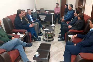 دیدار مدیر کل دامپزشکی استان خراسان رضوی با انجمن صنفی درمانگاه های دامپزشکی همزمان با دهه مبارک فجر