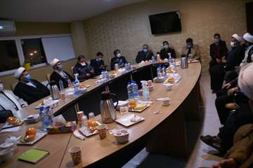 بازدید مسئول حوزه نمایندگی ولی فقیه در سازمان دامپزشکی کشور از کشتارگاه سپیدگوشت