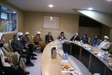 بازدید مسئول حوزه نمایندگی ولی فقیه در سازمان دامپزشکی کشور از کشتارگاه سپیدگوشت