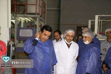 بازدید رییس سازمان دامپزشکی کشور به همراه مدیرکل دامپزشکی استان خراسان رضوی و هیئت همراه  از کارخانه