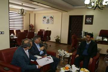 تودیع و معارفه رئیس شبکه دامپزشکی سرخس در دفتر فرمانداری این شهرستان 