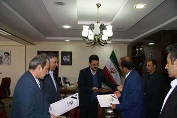 تودیع و معارفه رئیس شبکه دامپزشکی سرخس در دفتر فرمانداری این شهرستان 