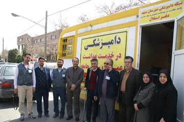 بازدید رییس سازمان دامپزشکی کشور از مراکز عرضه فرآورده های خام دامی در مشهد و دیدار با همکاران گروه 