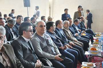 حضور اداره کل دامپزشکی استان در نمایشگاه سفر استان همگام با سایر دستگاه های خدمت رسان