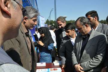 حضور اداره کل دامپزشکی استان در نمایشگاه سفر استان همگام با سایر دستگاه های خدمت رسان