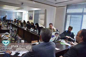 نشست خبری ستاد گرامیداشت روز ملی دامپزشکی در استان خراسان رضوی در مکان موسسه تحقیقات واکسن و سرم ساز