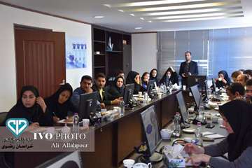 نشست خبری ستاد گرامیداشت روز ملی دامپزشکی در استان خراسان رضوی در مکان موسسه تحقیقات واکسن و سرم ساز