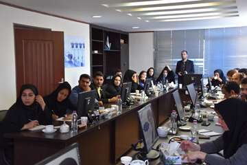 نشست خبری ستاد گرامیداشت روز ملی دامپزشکی در استان خراسان رضوی در مکان موسسه تحقیقات واکسن و سرم ساز