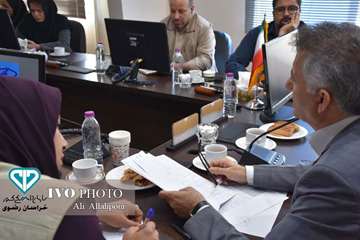 نشست خبری ستاد گرامیداشت روز ملی دامپزشکی در استان خراسان رضوی در مکان موسسه تحقیقات واکسن و سرم ساز