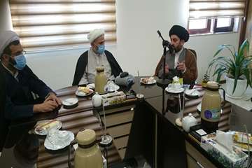 جلسه رئیس کمیسیون اصل 90 مجلس و نماینده مردم مشهد در مجلس در نشست فرهنگ سازی غذای حلال