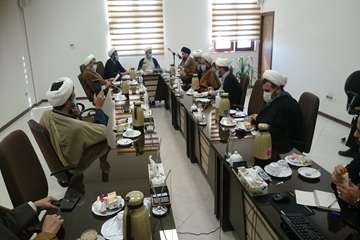 جلسه رئیس کمیسیون اصل 90 مجلس و نماینده مردم مشهد در مجلس در نشست فرهنگ سازی غذای حلال