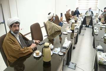 جلسه رئیس کمیسیون اصل 90 مجلس و نماینده مردم مشهد در مجلس در نشست فرهنگ سازی غذای حلال