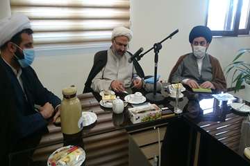 جلسه رئیس کمیسیون اصل 90 مجلس و نماینده مردم مشهد در مجلس در نشست فرهنگ سازی غذای حلال