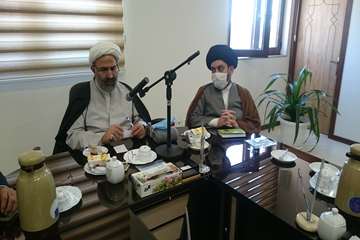 جلسه رئیس کمیسیون اصل 90 مجلس و نماینده مردم مشهد در مجلس در نشست فرهنگ سازی غذای حلال