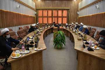 نشست تخصصی فرهنگ غذای حلال در مشهد مقدس