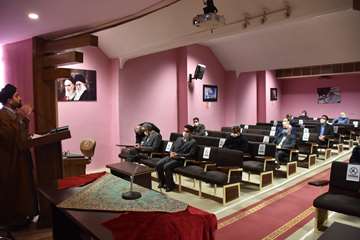 99-10-11 حضور مسئول دفتر حوزه نمایندگی ولی فقیه در شورای هماهنگی مدیران دامپزشکی استان