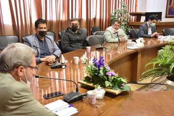 دیدار انجمن صنفی درمانگاههای دامپزشکی استان با مدیرکل