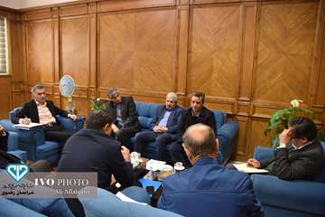 جلسه نظارت بر فرآورده های خام دامی مورد استفاده باغ وحش و ها و حیوانات بلاصاحب به جهت تغذیه حیوانات