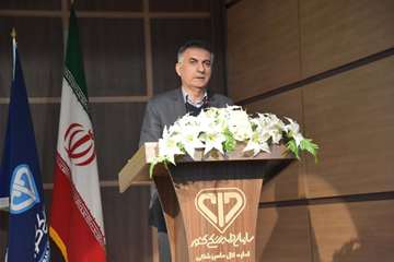 حضور مدیرکل محترم امور بانوان استانداری خراسان رضوی در مراسم تجلیل از چهره ماندگار دامپزشکی استان