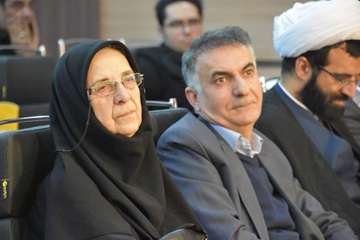 حضور مدیرکل محترم امور بانوان استانداری خراسان رضوی در مراسم تجلیل از چهره ماندگار دامپزشکی استان