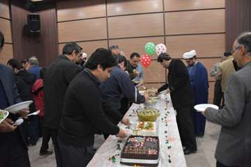 برگزاری جشنواره غذا و فینال مسابقات دارت بانوان ااره کل دامپزشکی استان به مناسبت دهه مبارک فجر