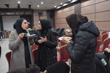 برگزاری جشنواره غذا و فینال مسابقات دارت بانوان ااره کل دامپزشکی استان به مناسبت دهه مبارک فجر