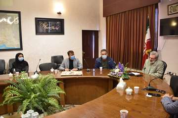 دیدار انجمن صنفی درمانگاههای دامپزشکی استان با مدیرکل