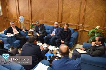 جلسه بررسی نظارت بر فرآورده های خام دامی مورد استفاده باغ وحش ها و مراکز نگهداری حیوانات بلاصاحب 