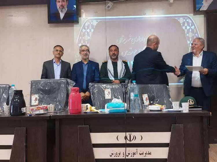 محمدرضا رئیس نیا سکاندار مدیریت شبکه دامپزشکی داورزن شد