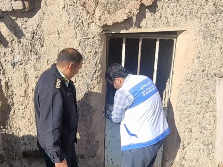 پلمب واحدهای غیر مجاز پرورش طیور در شهرستان زبرخان