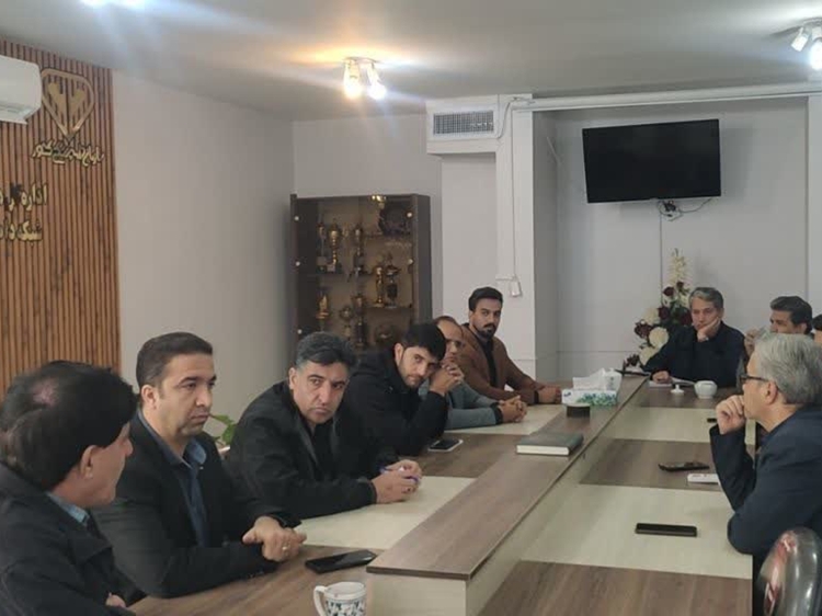 اهتمام حداکثری اکیپ های عملیاتی واحد بهداشت و مدیریت بیماری های دامی شهرستان در کنترل و پیشگیری از رخداد بیماری تب برفکی